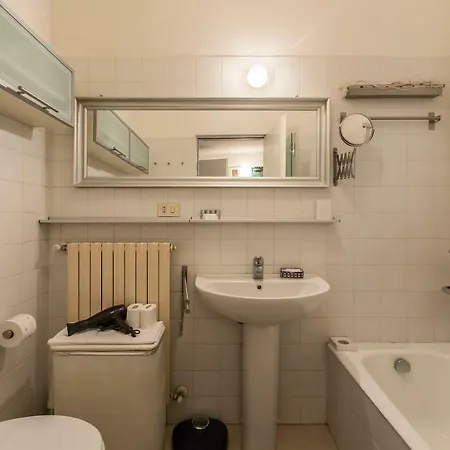 Sunny Loreto/pasteur Apartment Milan
